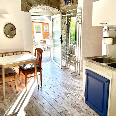Apartment La Casa Poli Un Tiny Loft Au Cap Corse