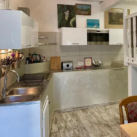 Apartment La Casa Poli Un Tiny Loft Au Cap Corse