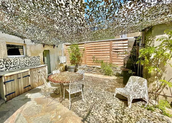 CASA POLI: Tiny loft avec terrasse et cabane Appartement Brando