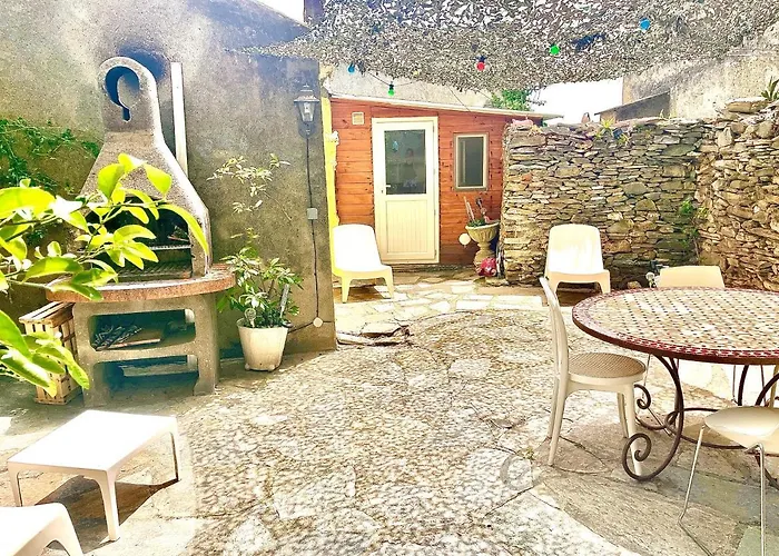 Appartement CASA POLI: Tiny loft avec terrasse et cabane *