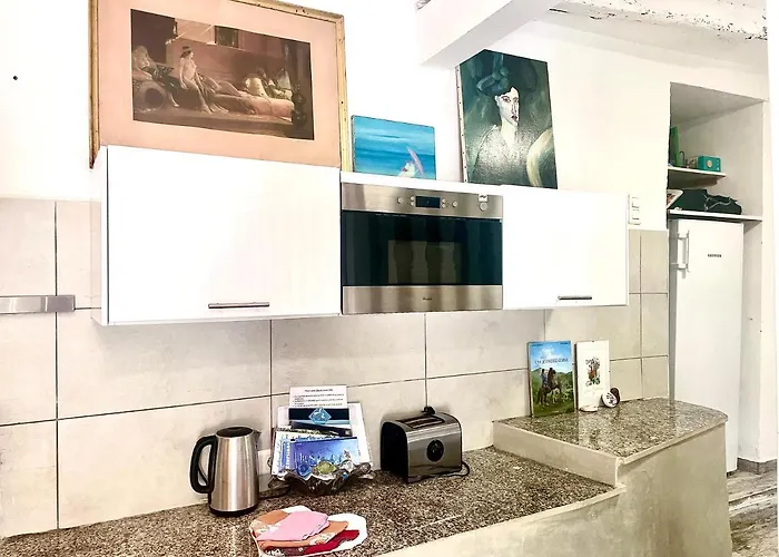 Appartement CASA POLI: Tiny loft avec terrasse et cabane *